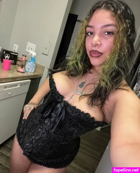 Lianiiixox2 OnlyFans Thumbnail #OMWrZKysIO