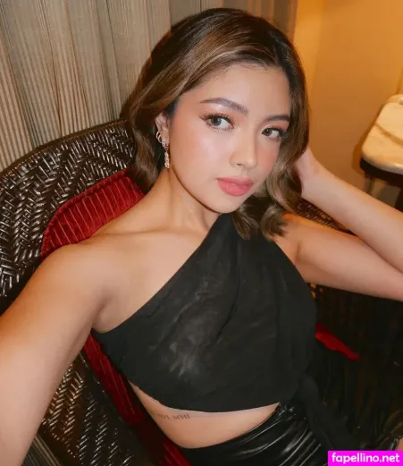 Lianne Valentin OnlyFans Thumbnail #DN2uFZD8tG