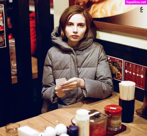 Liara Roux OnlyFans Thumbnail #4r2kpub1VP