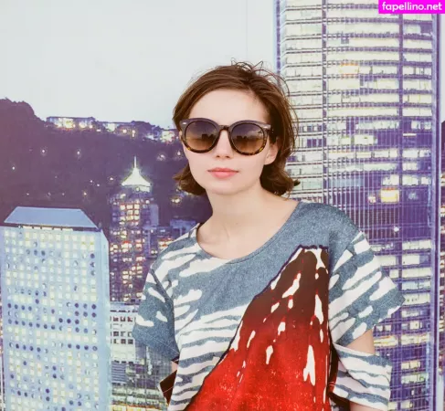 Liara Roux OnlyFans Thumbnail #Y3wTHuys6j