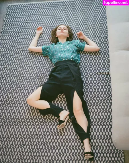 Liararouxxxx OnlyFans Thumbnail #1aJpRdTdeU