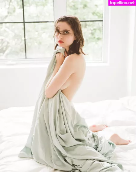 Liararouxxxx OnlyFans Thumbnail #FtNbvn4dKK