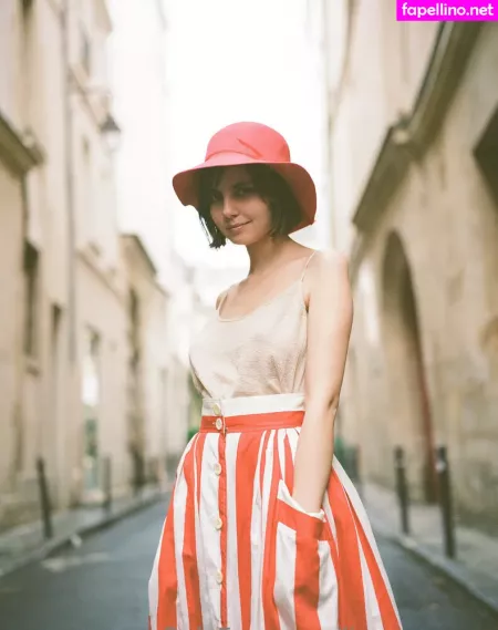 Liararouxxxx OnlyFans Thumbnail #famjvevNsi