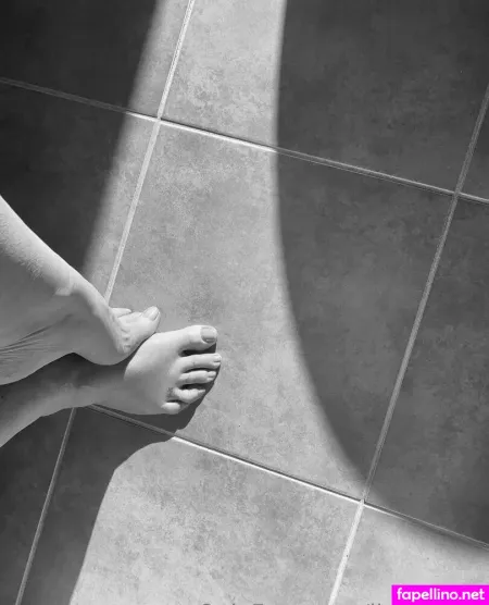 Liasoftfoot OnlyFans Thumbnail #4bxeQyNIw4