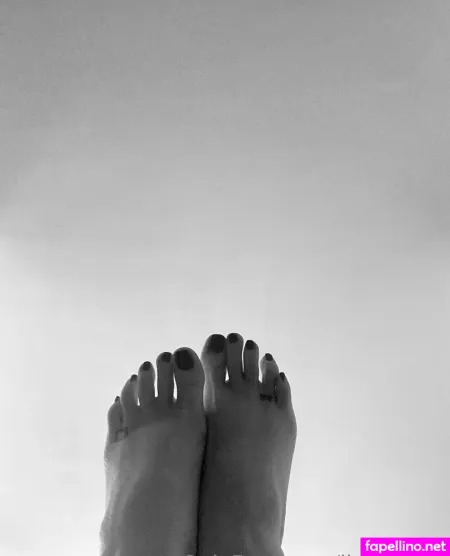 Liasoftfoot OnlyFans Thumbnail #ifMFQwe3zD