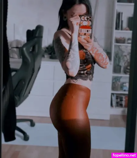 Liaxrose OnlyFans Thumbnail #c4JIxv8YQ1