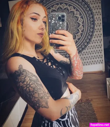 Liaxrose OnlyFans Thumbnail #w4ZpBBPtfz