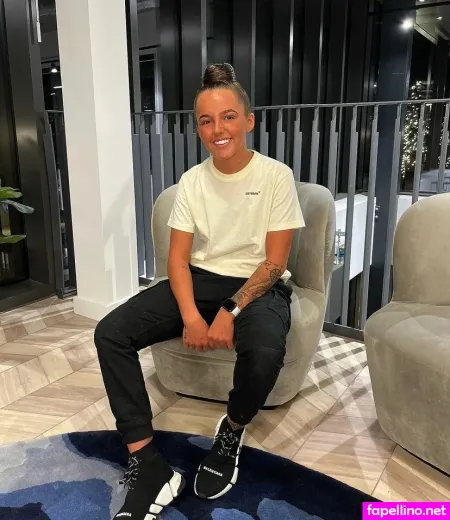 Libby Mae OnlyFans Thumbnail #AwMs3Qhww0