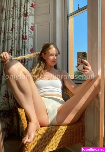 Librarosebudfree OnlyFans Thumbnail #zXUEmTZVms