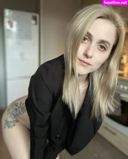 Liefhebbers12 OnlyFans Thumbnail #V4NOVDIaN5