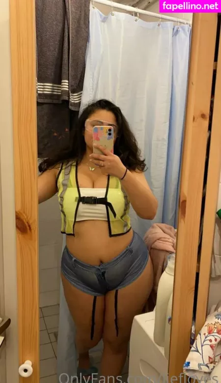 Liefloves OnlyFans Thumbnail #CBR3LiJ9tr