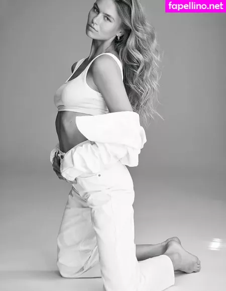 Lieke Van Der Hoorn OnlyFans Thumbnail #x1p1mp7t2U