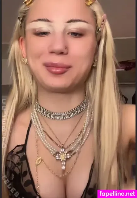 Lienne Aig OnlyFans Thumbnail #ajMQEgKhfd
