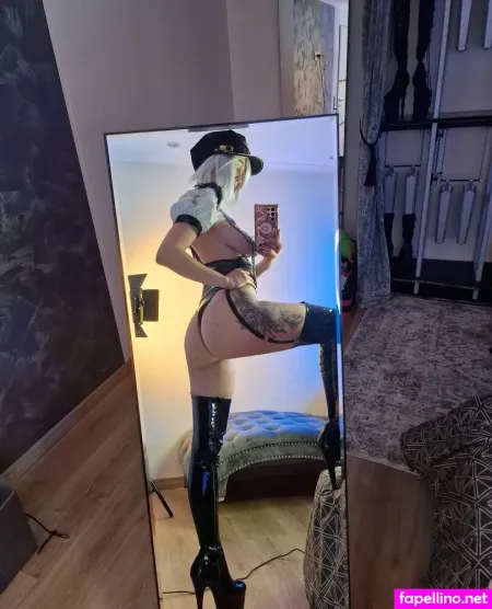 Liensue 18 OnlyFans Thumbnail #SIpUN88vOM