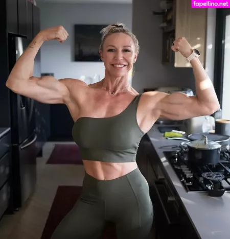 Lieslfitmom OnlyFans Thumbnail #P34IPmYnV5