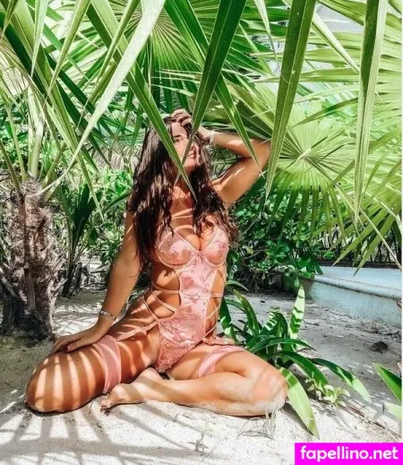 Lifeandtravelsofjess Jess Culotta OnlyFans Thumbnail #AecOAe5miD