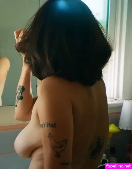 Lifeisshort123 OnlyFans Thumbnail #29scnI3fXd