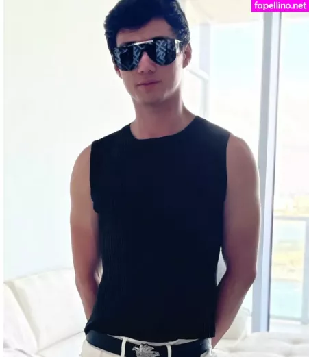 Lifeofalexjames OnlyFans Thumbnail #0yAs8DeZN1
