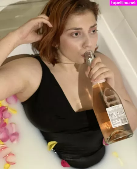 Lifeofnessavip OnlyFans Thumbnail #KNlkXUbnw1