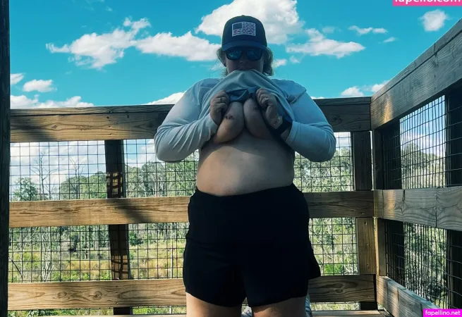Lifewithlindsarella OnlyFans Thumbnail #97ytRuPn9b