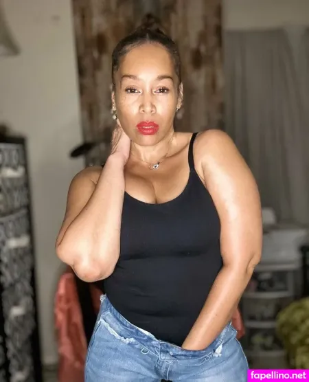 Lifewithnikkinik OnlyFans Thumbnail #vHjIG7T77d