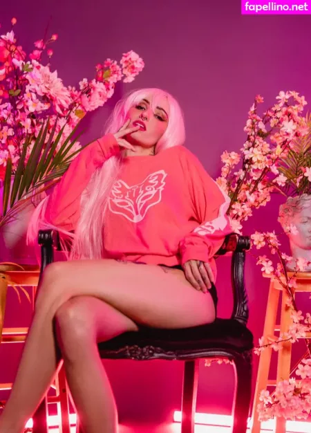 Lights Poxleitner OnlyFans Thumbnail #jYUZPGPlOx