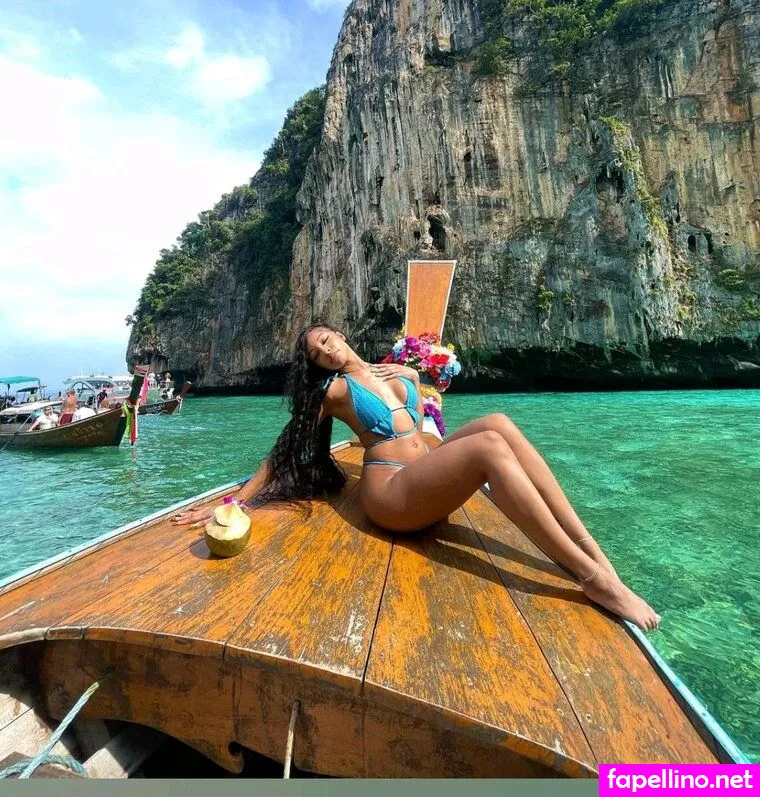 kim, lightskinkim, lightskinkimmm Nude Leaked OnlyFans Photo #4kNqHCkXAl