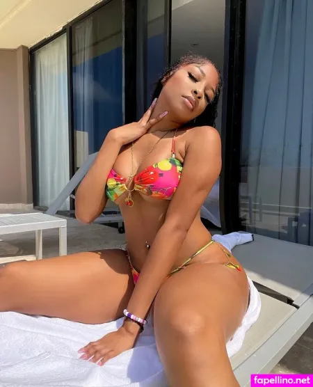 Lightskinkim OnlyFans Thumbnail #TTsBY3vw9C