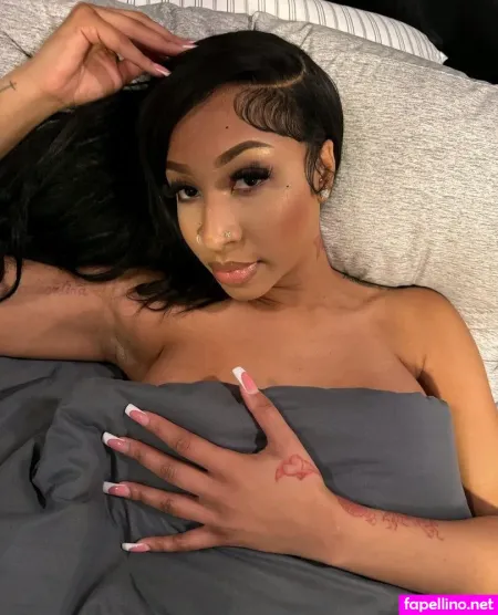 Lightskinkim OnlyFans Thumbnail #ZdbxyDpFLT