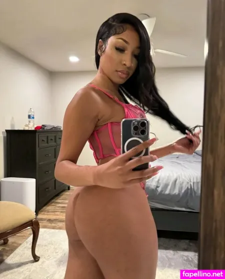 Lightskinkim OnlyFans Thumbnail #uWWbJB2byM