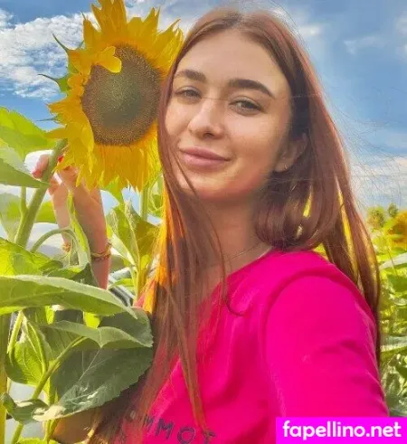 Lika Paius OnlyFans Thumbnail #059GH2vv39