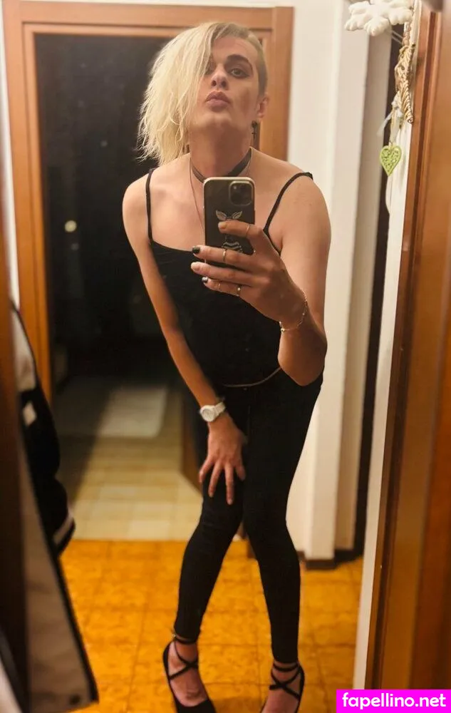 likeaslufem, likesuits Nude Leaked OnlyFans Photo #px2W5hXWKs