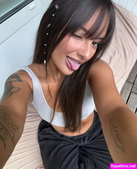 Likebaklava OnlyFans Thumbnail #XER4mXqnHF