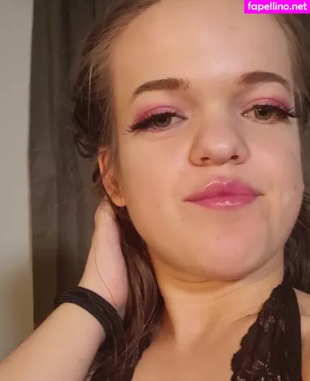 Lil Cutie OnlyFans Thumbnail #Z6MjYGQgxJ