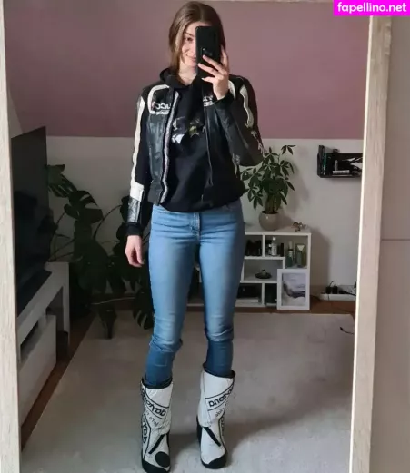 Lil Hanne 1 OnlyFans Thumbnail #PnB5gyrmN7