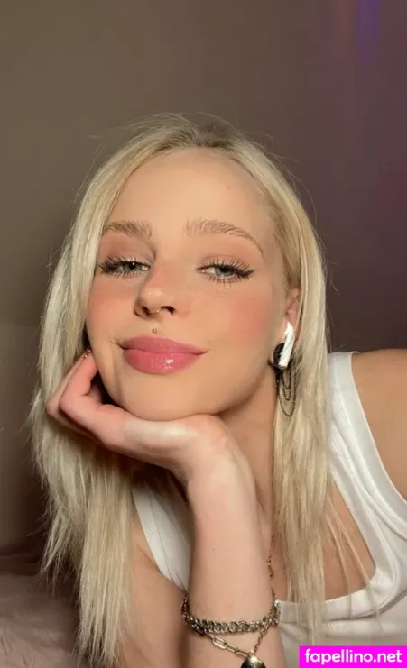 Lil Kikiexclusive OnlyFans Thumbnail #G6xva8VriB