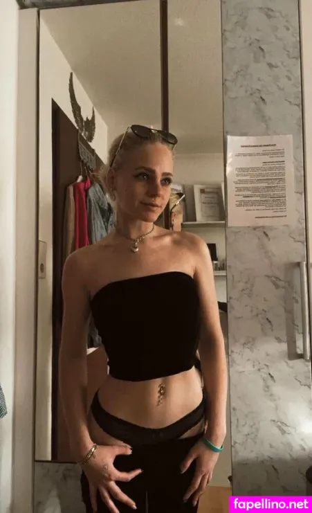 Lil Kikiexclusive OnlyFans Thumbnail #GDbuxRLfMW