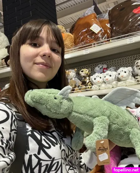 Lil Kitty Yy OnlyFans Thumbnail #jje1AWyevz