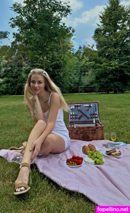 Lil Lolaa OnlyFans Thumbnail #Pc2EakdkvF