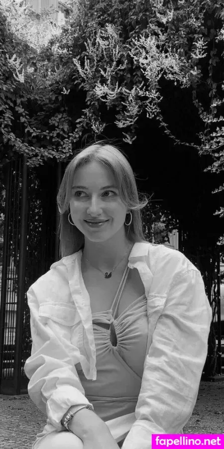 Lil Mia OnlyFans Thumbnail #7Y6zvtecWg