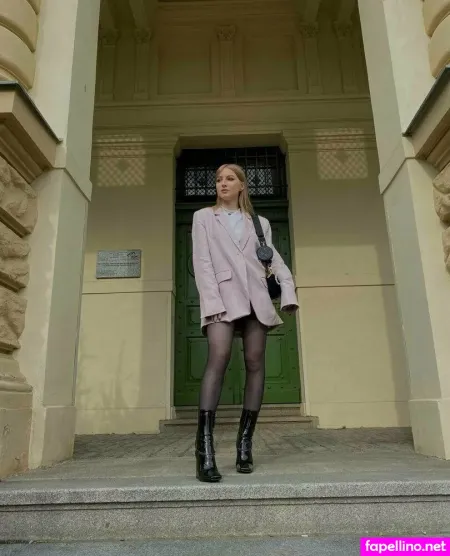 Lil Mia OnlyFans Thumbnail #juxPmydcG0