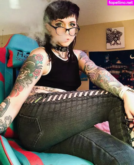 Lil Missmaverick OnlyFans Thumbnail #9OlFYfkzth