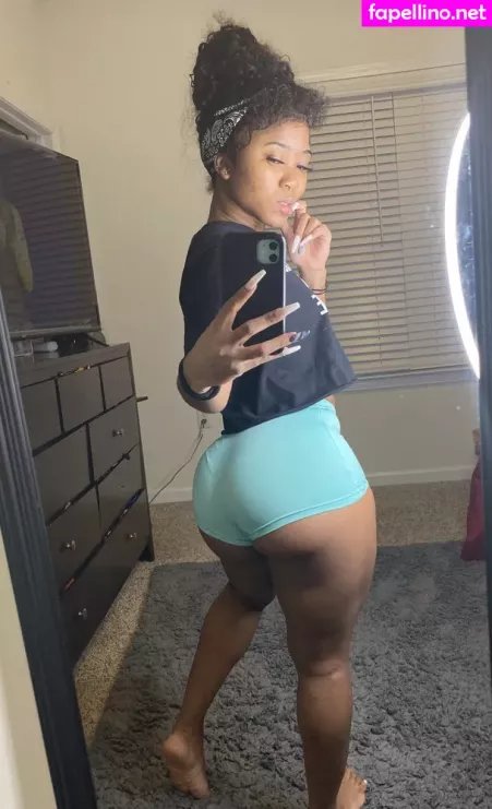 Lil Precious OnlyFans Thumbnail #0zQtdE2NLs