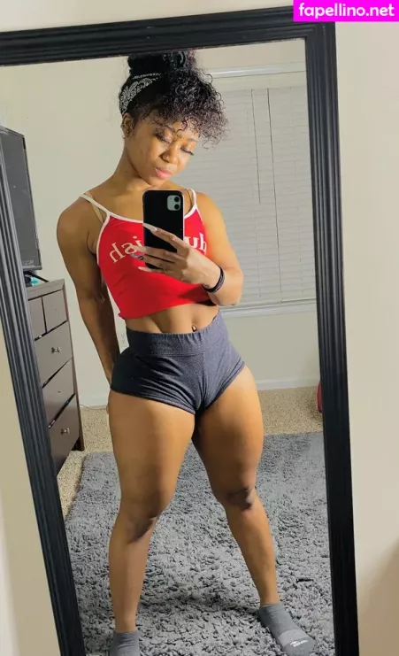 Lil Precious OnlyFans Thumbnail #7GwGrwiquN