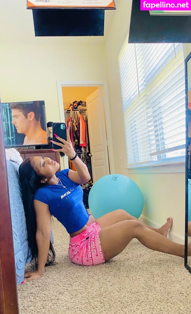 Lil Precious Nude Leaked OnlyFans Photo #HTqhVO25QA