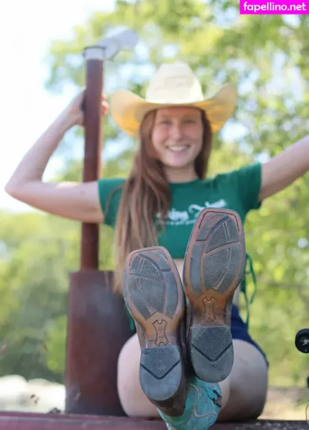 Lil Strawberry Red OnlyFans Thumbnail #9S26PH8n20