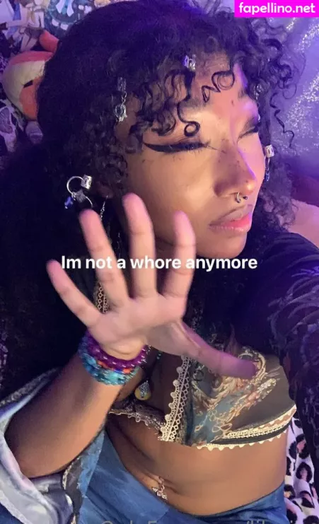 Lil Vira OnlyFans Thumbnail #8tl1XiVQWP