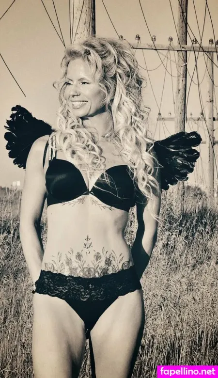 Lil Vixen2 OnlyFans Thumbnail #2bf3PPmSqL