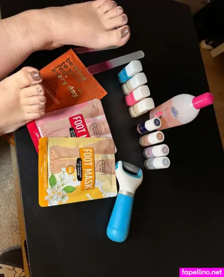 Lila Fooot OnlyFans Thumbnail #BLOyT7nKOn