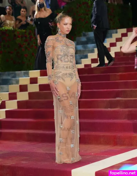 Lila Grace Moss OnlyFans Thumbnail #jaXEoQ1IdC